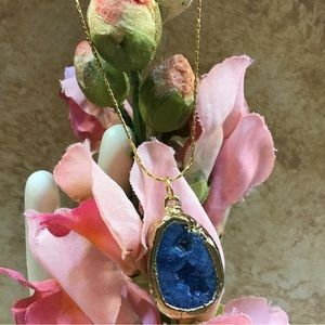 ⚜️[2/$38.00]⚜️ Raw Oval Druzy Necklace